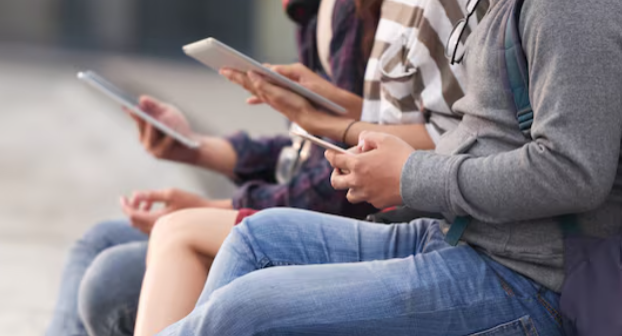 Australian Watchdog Warns of Surge in Sexual Extortion Targeting Young Men Online
