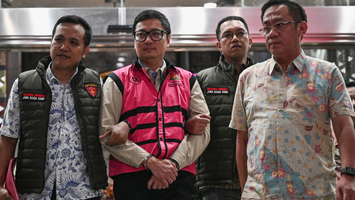 Indonesia arrests more suspects in free school meals graft scandal