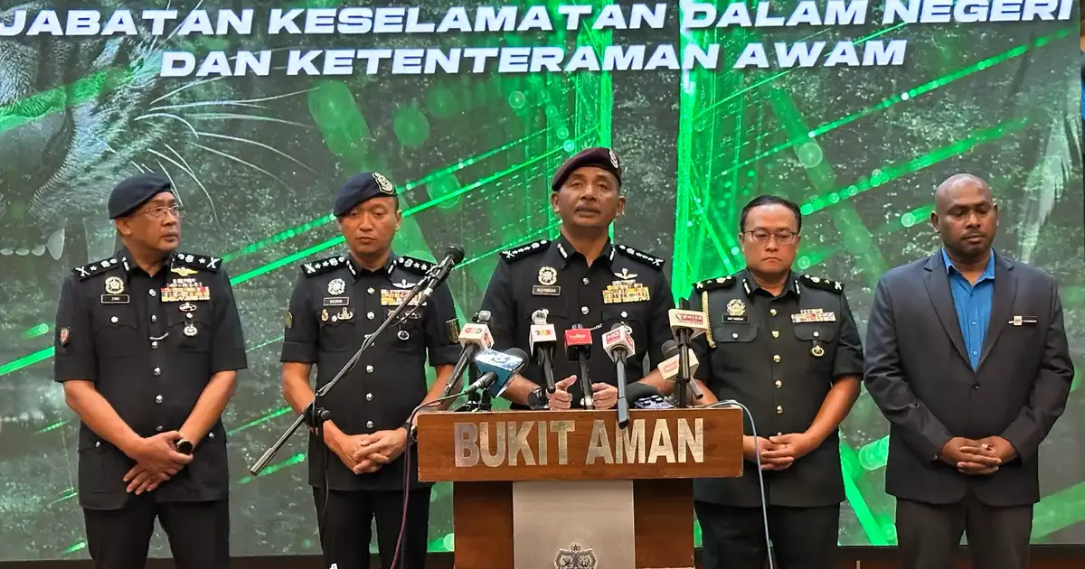 Police seize RM13 million in contraband including spirits, cigarettes and bonsai in Klang and Kuala Lumpur raids