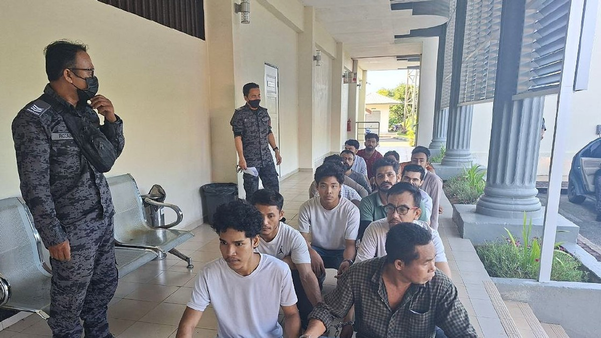 14 Foreign Nationals Charged with Immigration Violations in Kelantan