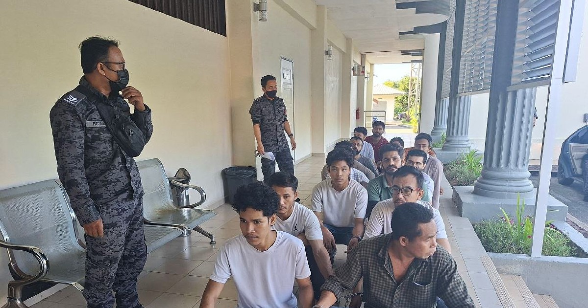 14 Foreign Nationals Charged with Immigration Violations in Kelantan