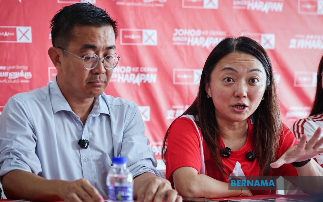 Hannah Yeoh Rallies Pekan Nanas Voters for Pakatan Harapan's Second Chance