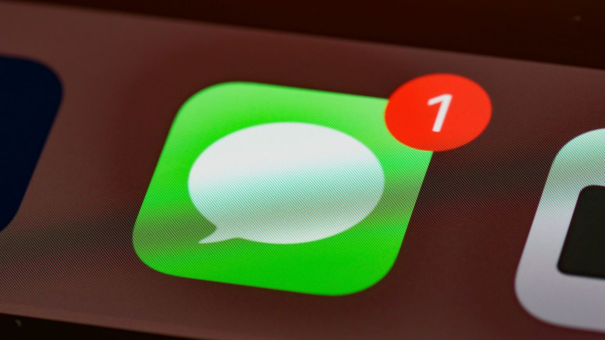 ChatGPT Now Integrates With Apple Messages, Sparking Fresh Privacy Row Between Tech Giants