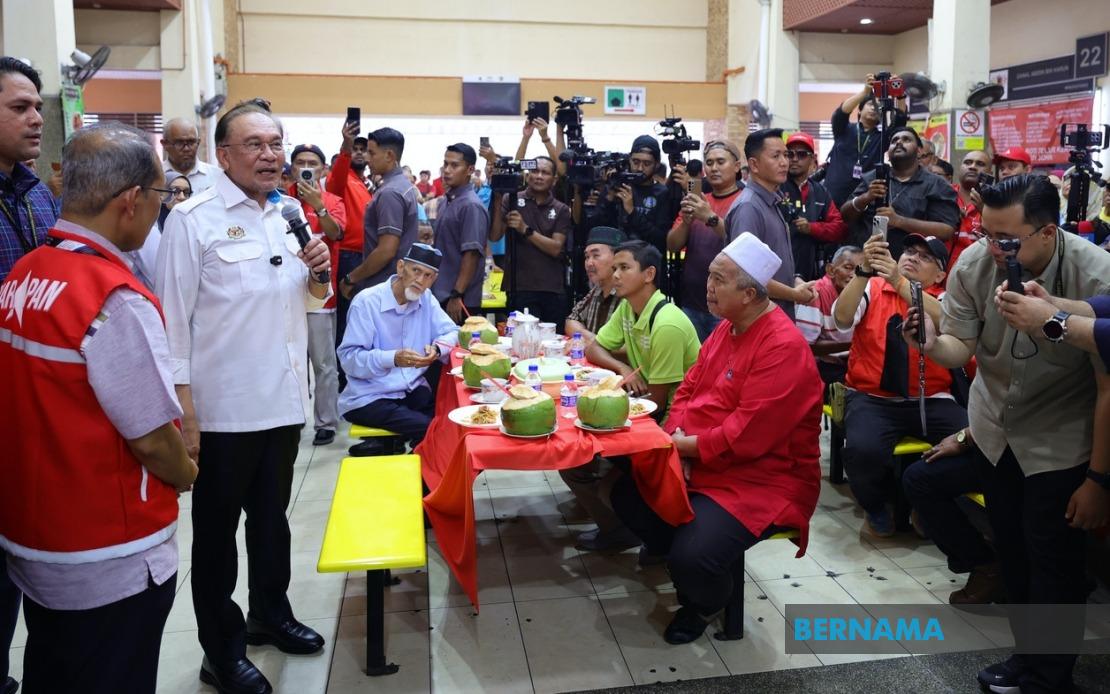 Anwar Calls on Negeri Sembilan Voters to Renew PH Mandate for Stable Governance