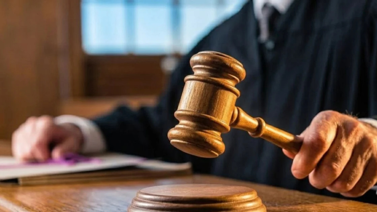 Lian Directed Staff to Seek Jana Wibawa Contracts, Court Told