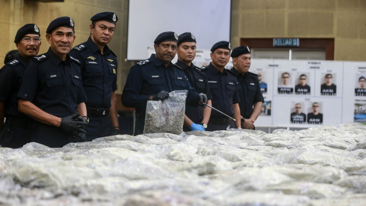 Fourteen Malaysians Detained Overseas for Drug Trafficking Since January, Police Confirm