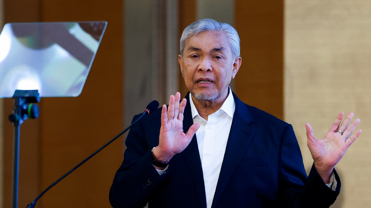 Zahid urges politicians to sideline 3R issues during Negri Sembilan campaign