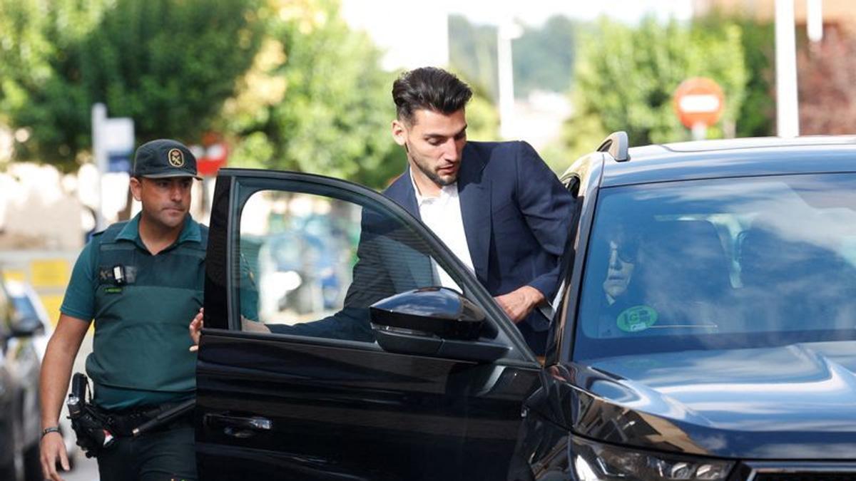 Spanish Footballer Rafa Mir Convicted of Sexual Assault, Sentenced to 8.5 Years