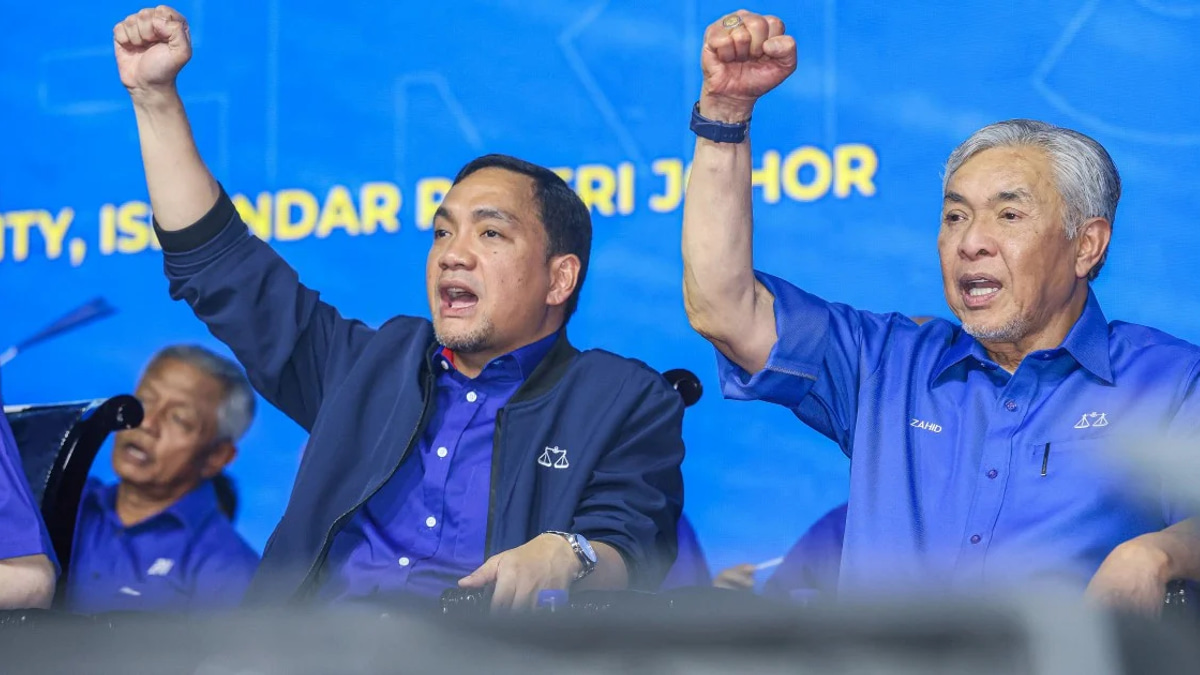 Zahid keeps door open to lower-level talks with Pas and Wawasan ahead of Johor polls