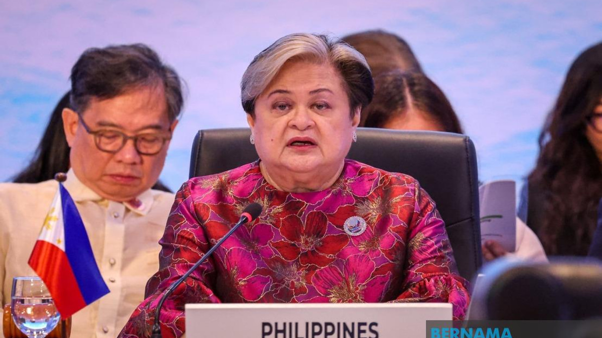Myanmar's Return to ASEAN Mainstream Remains Distant, Says Philippine Foreign Secretary