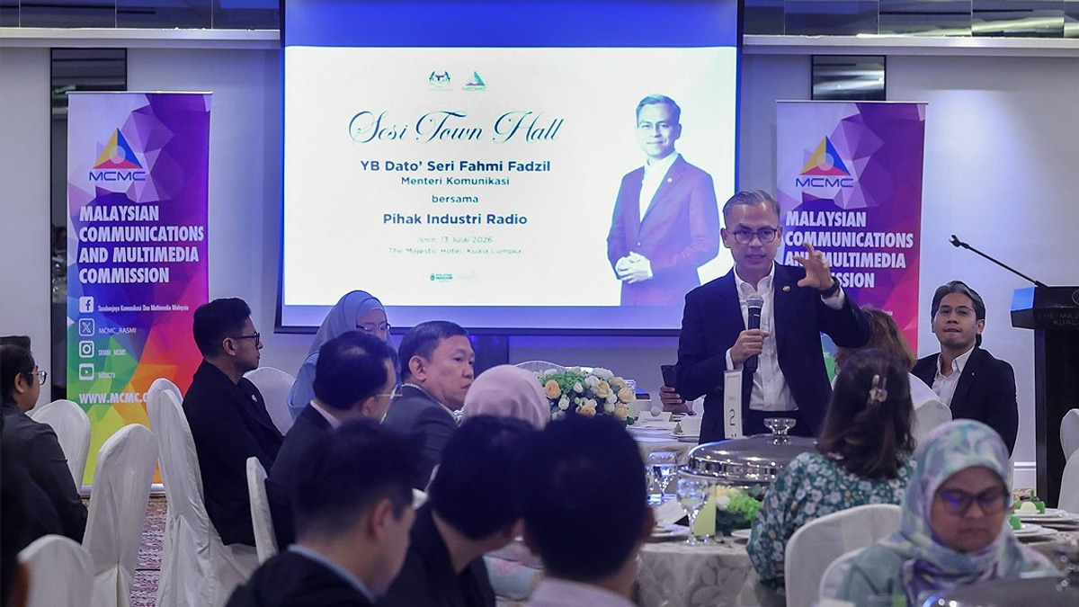 Malaysia to Undertake Comprehensive Radio Industry Review to Strengthen Broadcasting Sector
