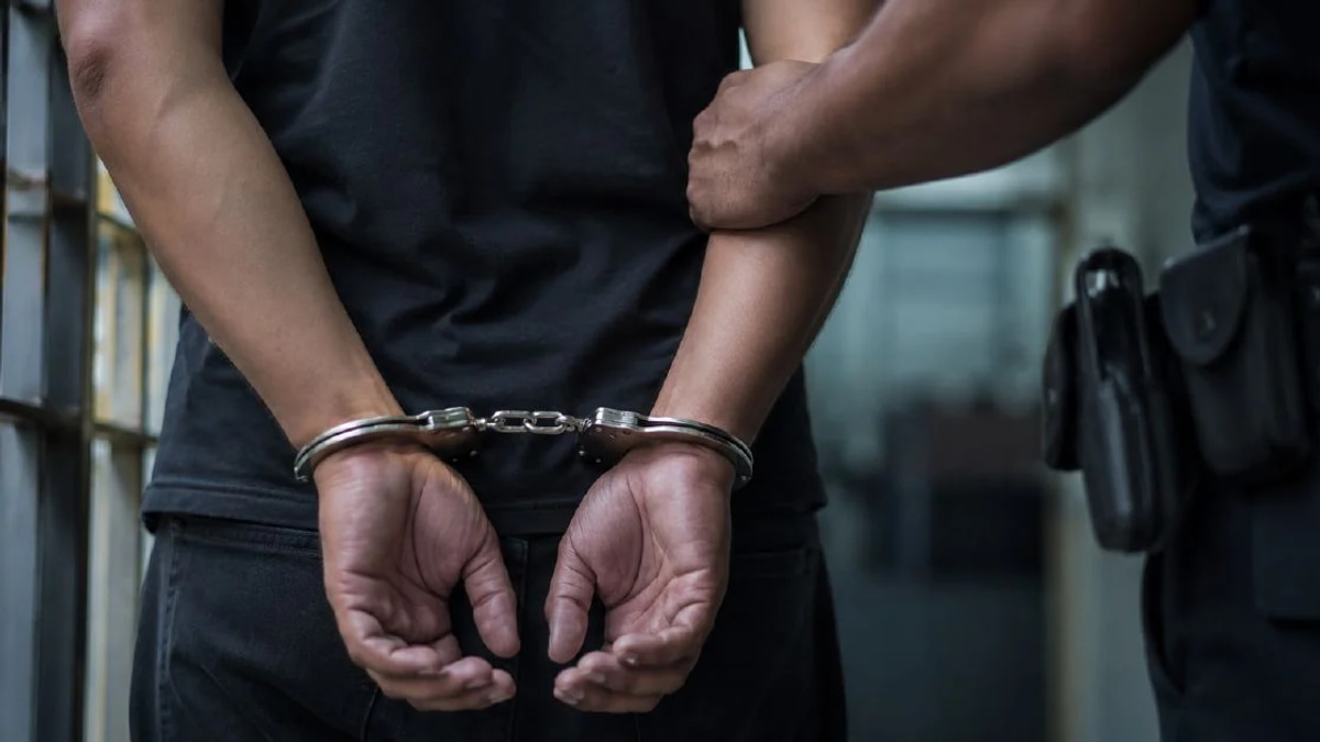 Five detained after missing teenage cousins found safe in Machang