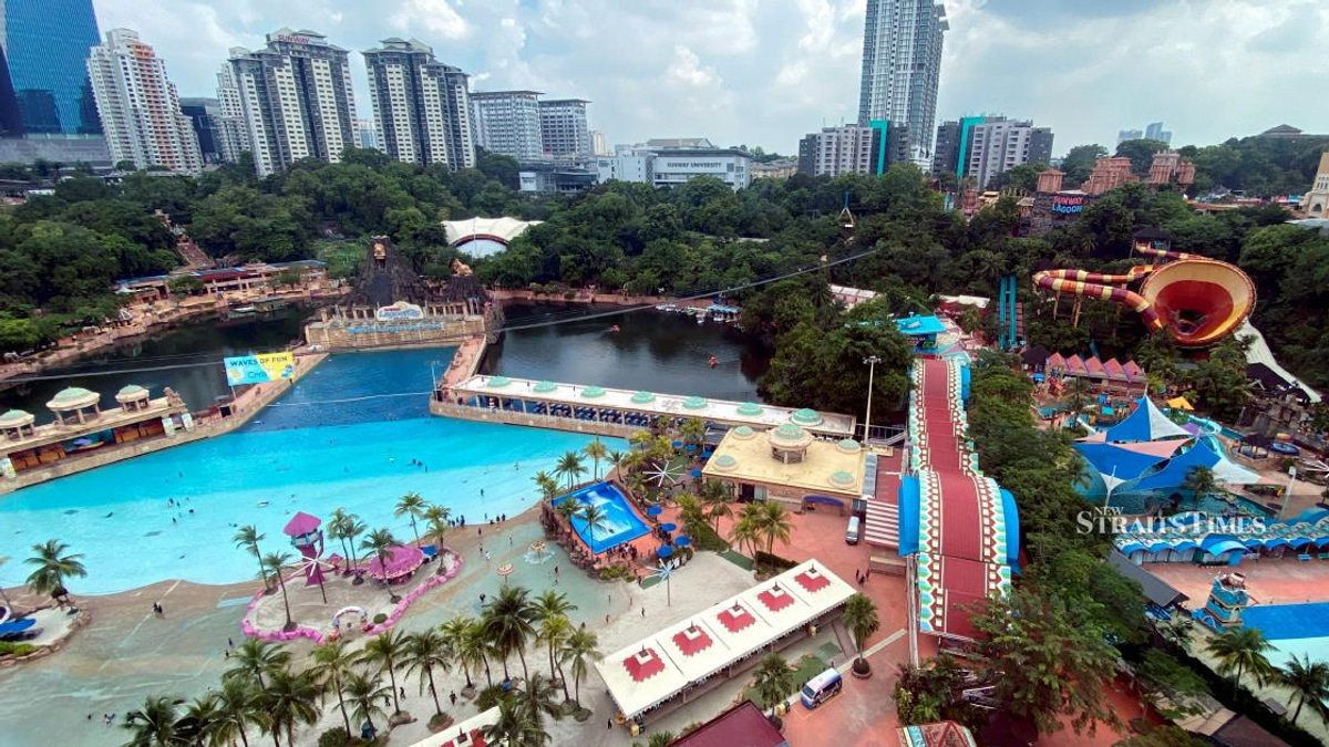 DOSH Opens Forensic Inquiry Into Sunway Lagoon Roller Coaster Mishap