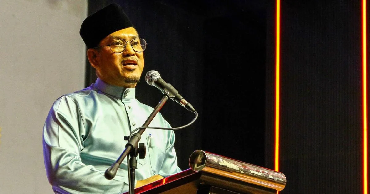 Bersatu leader criticizes PN ally for severing ties while clinging to coalition membership