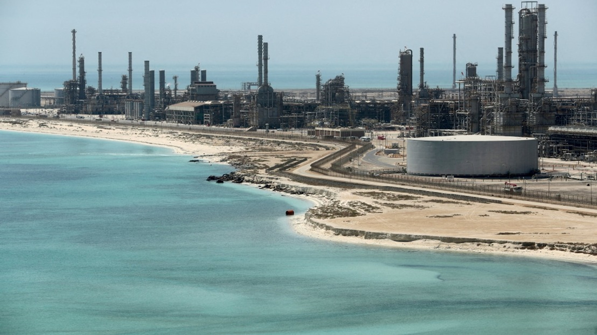 All 14 Crew Members Killed in Saudi Aramco Helicopter Crash at Ras Tanura