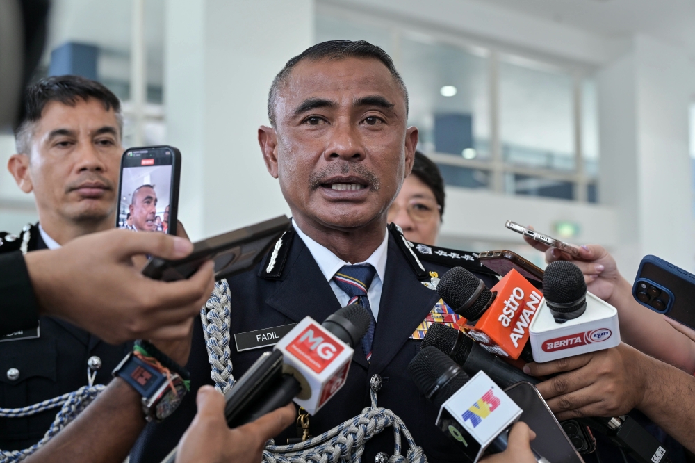 Five Chinese Nationals Held in Connection with String of Kuala Lumpur Burglaries