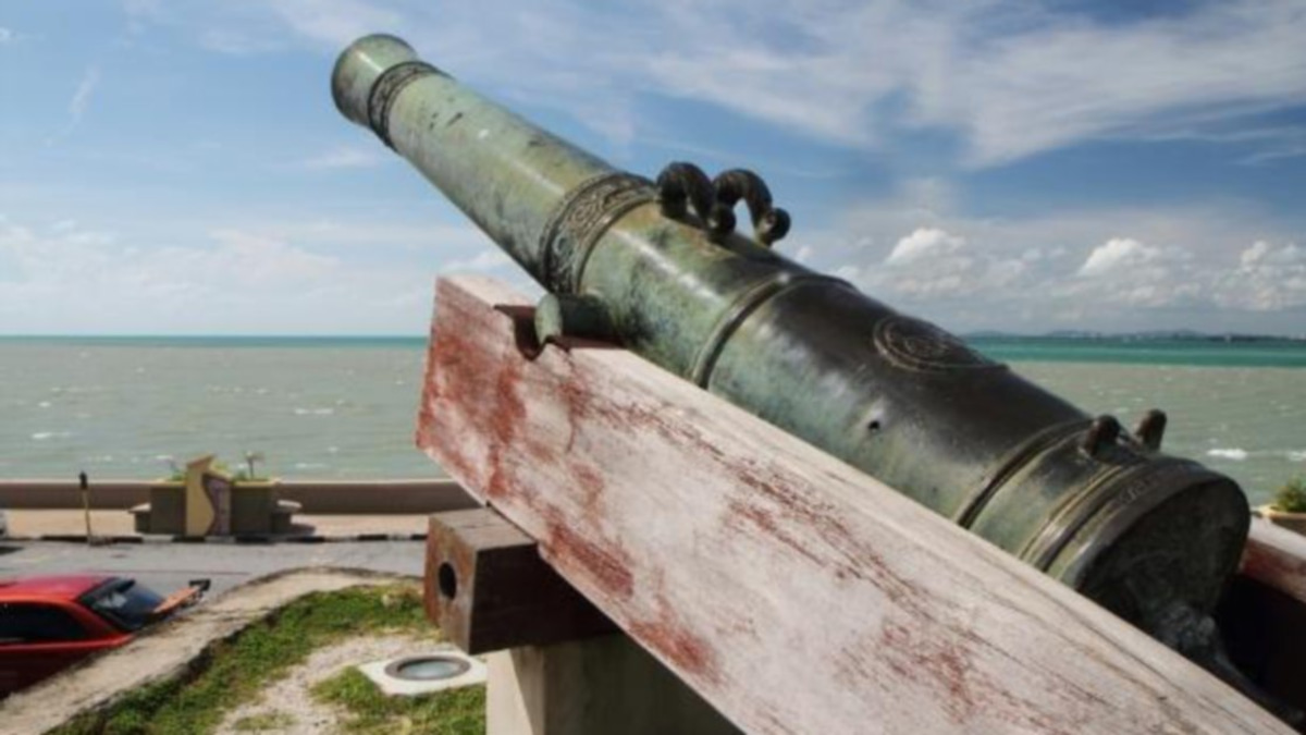 Anwar defends Fort Cornwallis reopening as educational exercise in colonial history