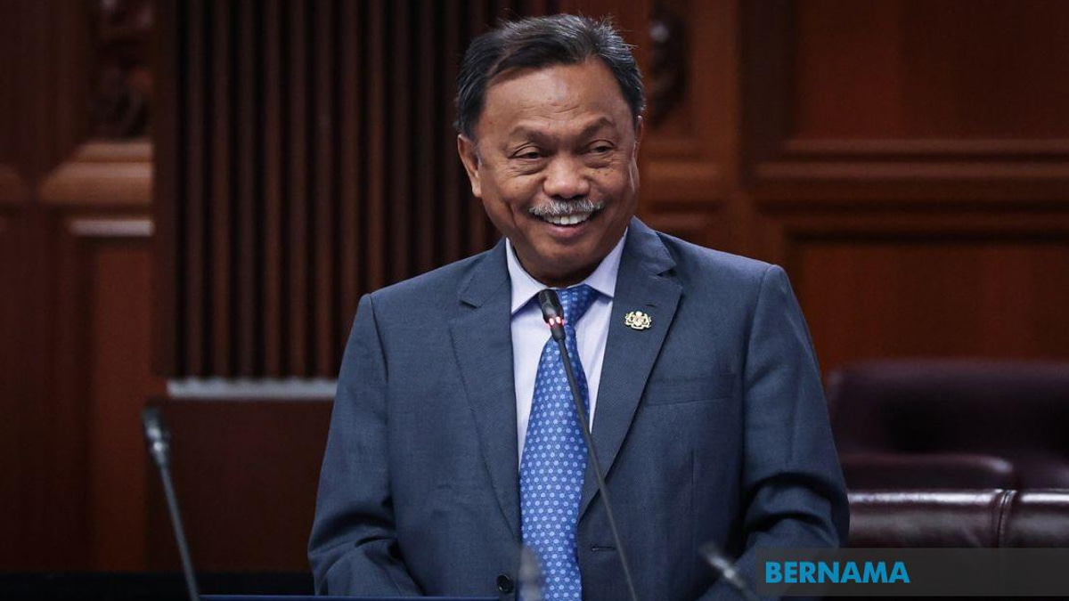 Yusof Apdal Dismisses Resignation Claims as Malicious Social Media Falsehood