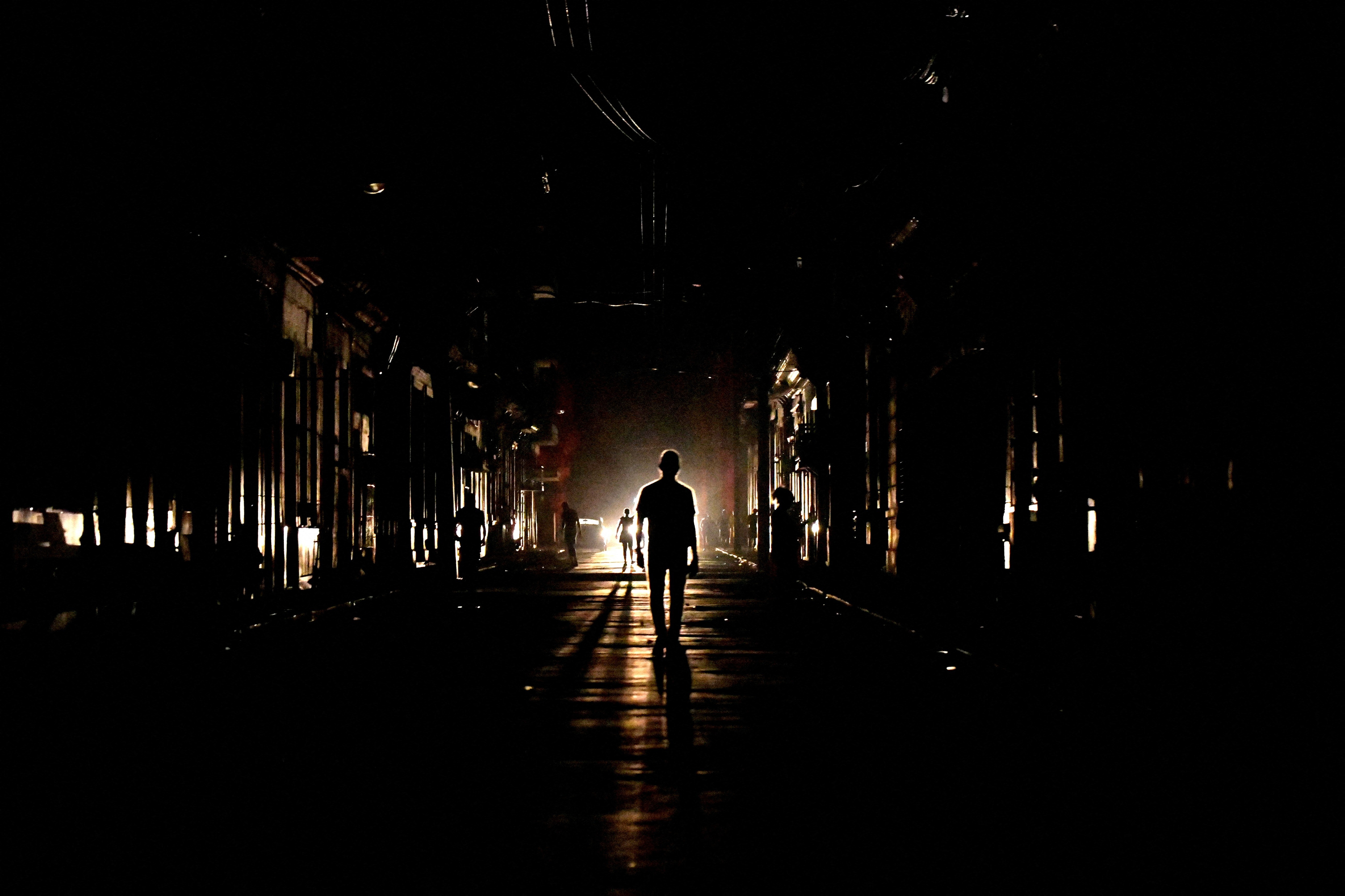 Eastern Libya Plunges Into Darkness as Widespread Power Failure Cripples Key Cities