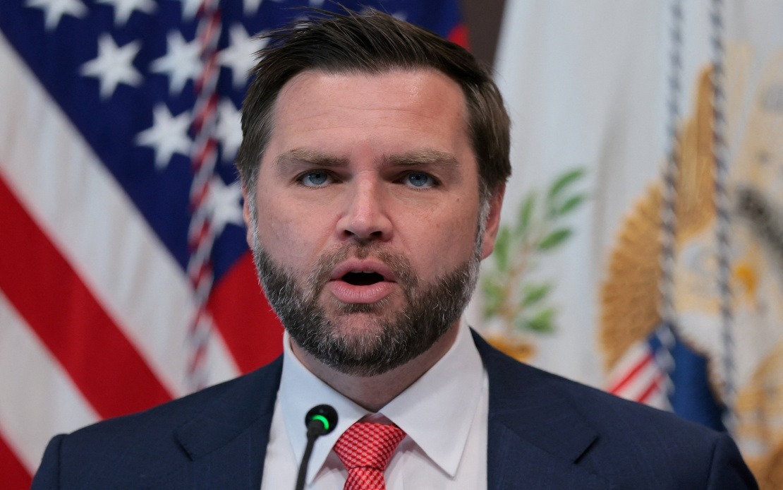 US Demands Iran Restore Gulf Oil Flow, Vows to Verify Compliance