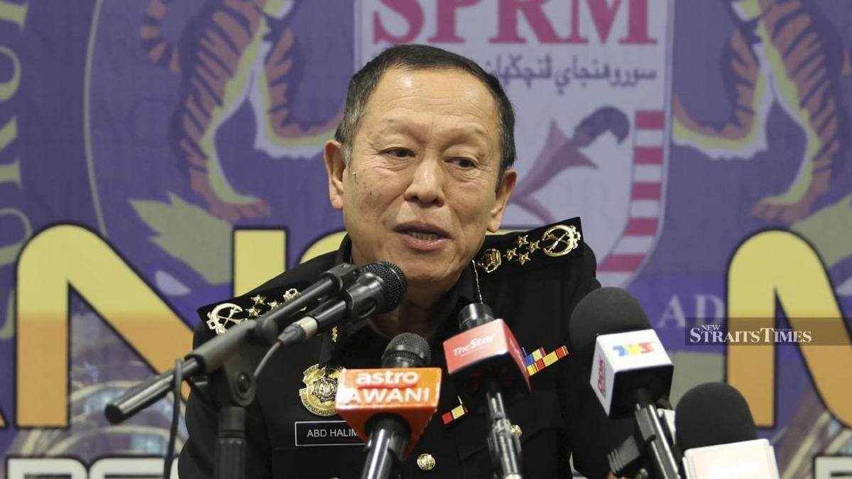 MACC Interviews 10 Officials in KWAP's RM200 Million eFishery Investment Probe