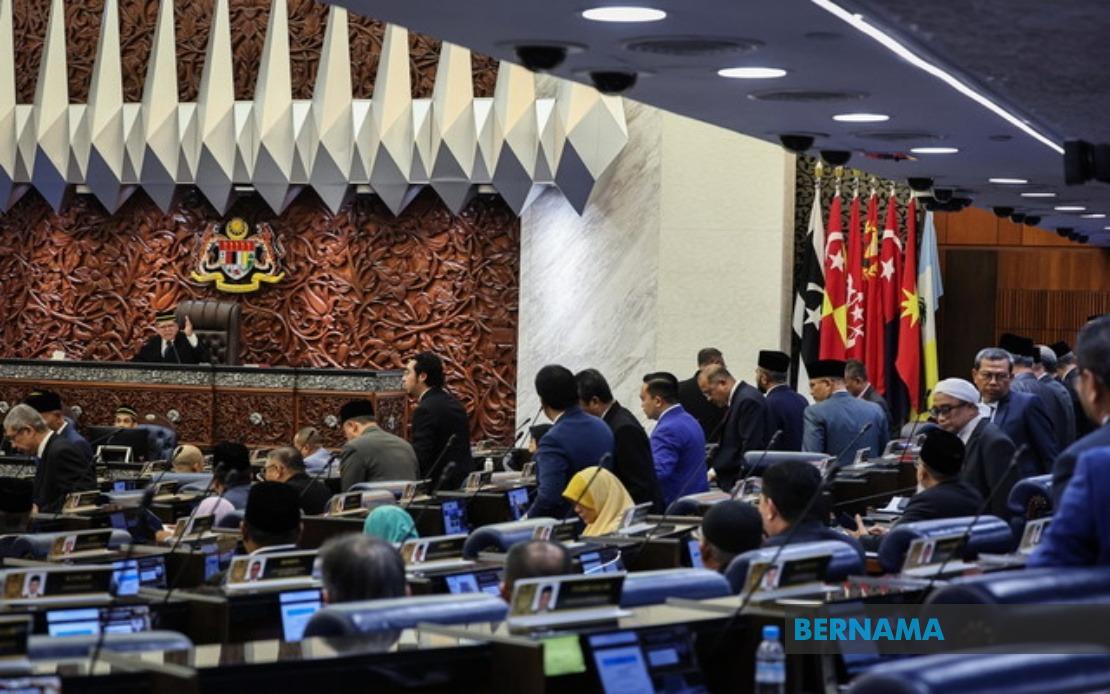 Opposition MPs Walk Out of Parliament Over Tabung Haji RCI Briefing Without PM