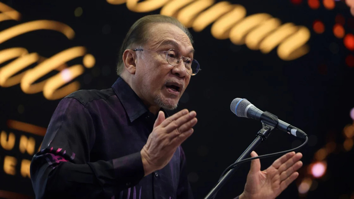 Malaysia Pivots toward High-Tech Economy Driven by Semiconductors and AI, Says Anwar