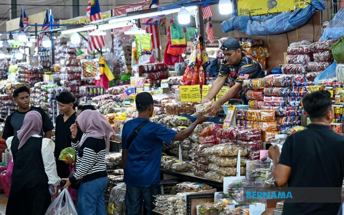 Malaysia Moves Toward Stricter E-Commerce Rules to Protect Local Sellers