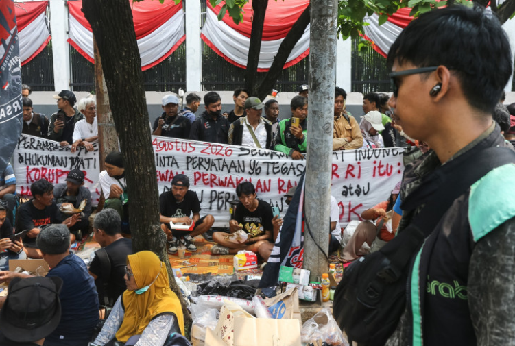 Jakarta Protesters Demand Swift Passage of Asset Forfeiture Bill and Crackdown on Corruption