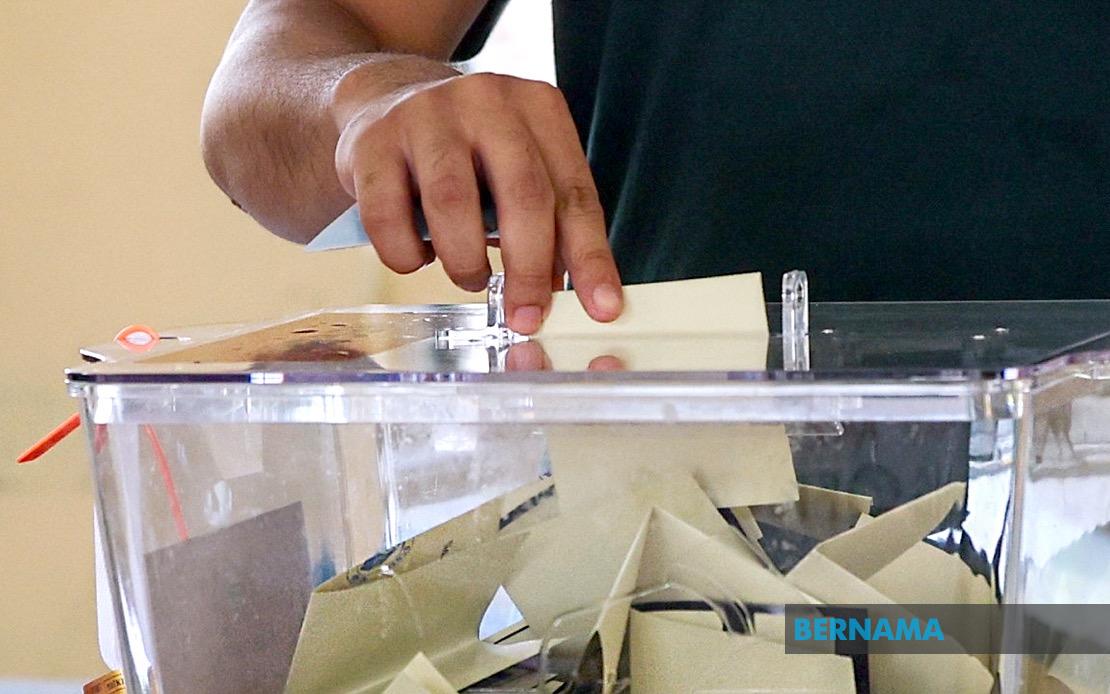 Johor Voter's 120km Journey Ends in Heartbreak as He Misses Polls by One Minute