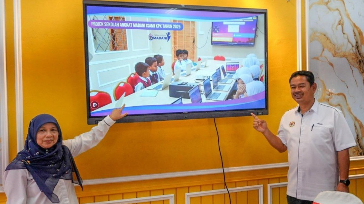 Ministry Invests RM100,000 to Modernise Rural School Through Adoption Programme