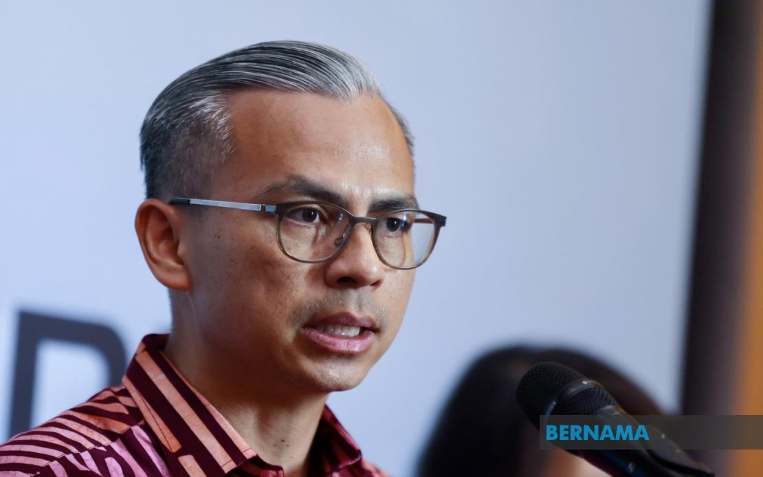 Bank Customers Urged To Report Continued RM1 ATM Fees To BNM