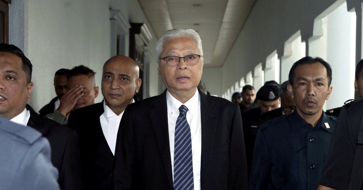 Ex-PM Ismail Sabri's Legal Team Contests 'Peculiar' Corruption Charge