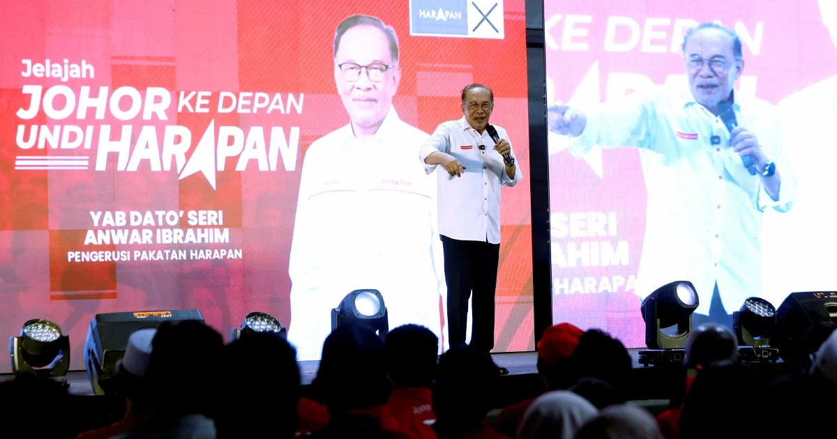 Anwar accuses Barisan Nasional of dissolving Johor assembly to restore lost political power