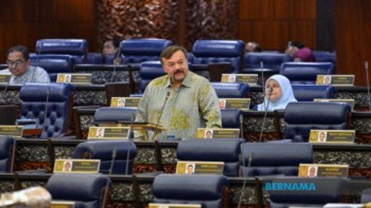 Government Channels Over RM500 Million in Micro-financing to 30,000 Entrepreneurs