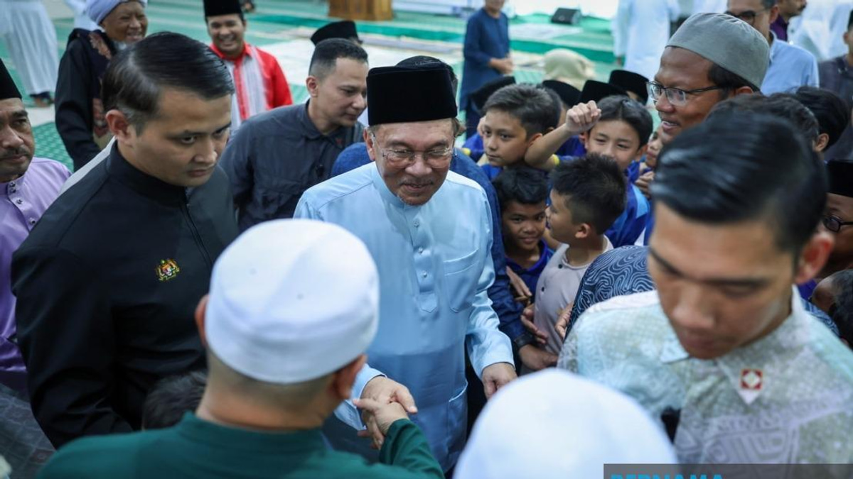 Parliamentary Allocations Belong to Constituents, Not MPs, Says Anwar