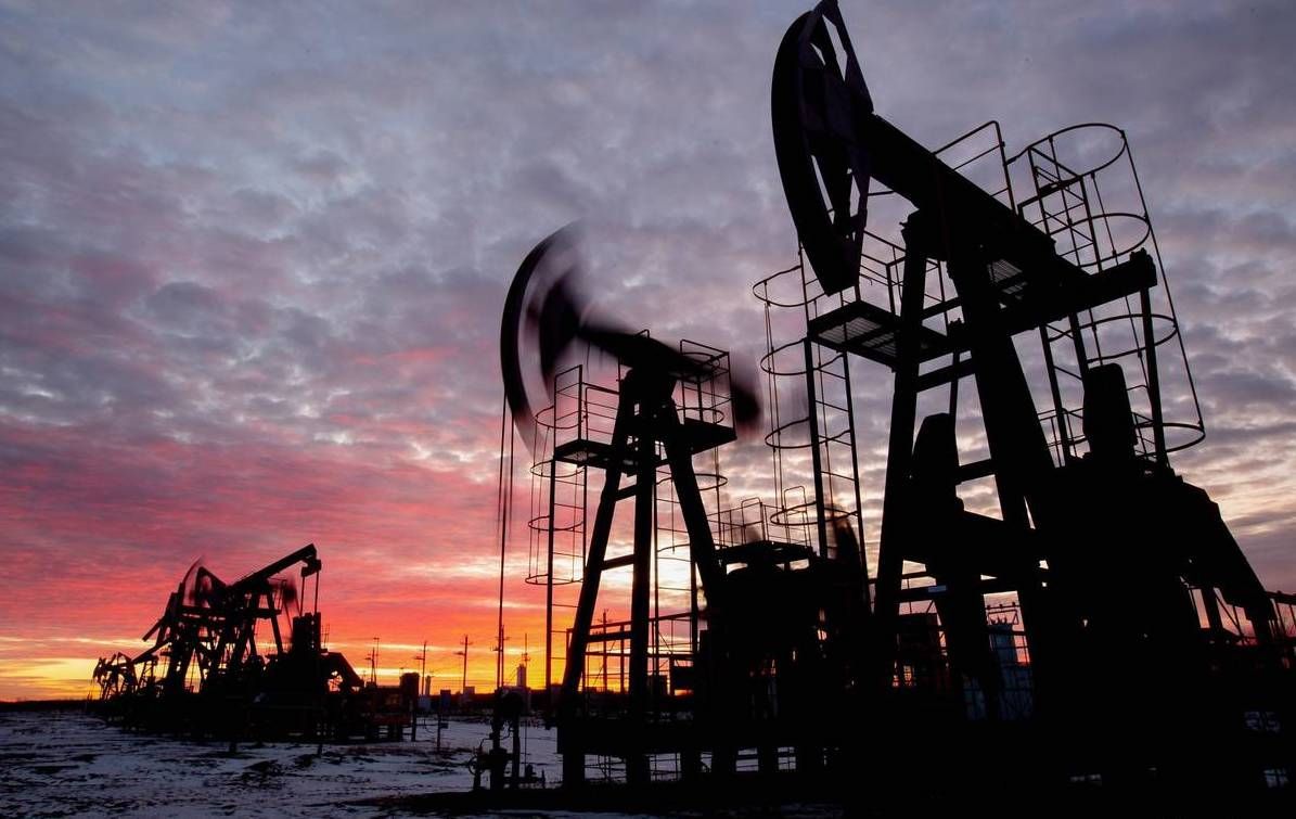 Oil Prices Rise on Middle East Tensions but Face Headwinds from Weakening Demand