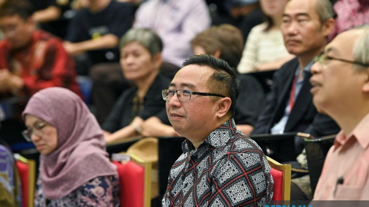 Malaysia's Tech Boom Fuels Demand for STEM Graduates, Says Science Minister