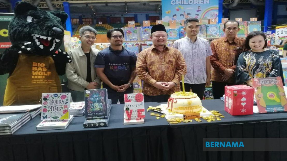 Big Bad Wolf Book Fair Drives Reading and English Language Growth in Kedah