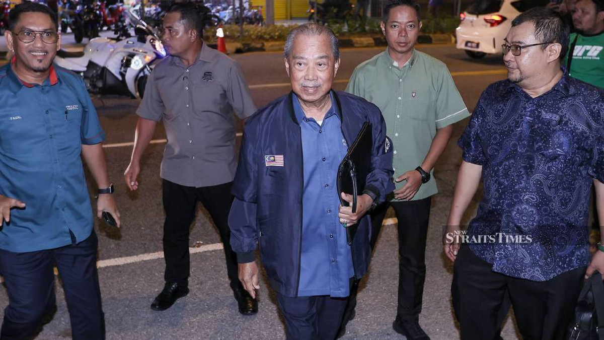 Perikatan Nasional Holds Emergency Supreme Council Meeting as Coalition Faces Critical Juncture