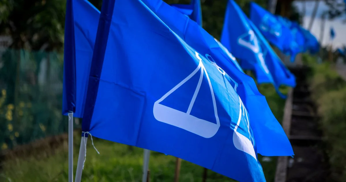 Johor BN Balances Renewal with Experience in State Election Strategy
