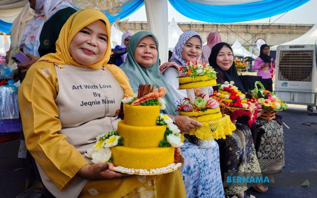 From Resort Worker to Pulut Kuning Entrepreneur: Kelantan Woman's Four-Year Success Story