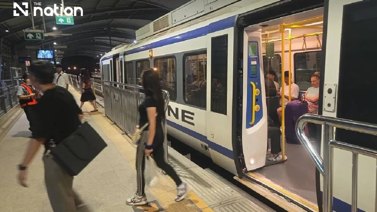 Thai airport rail link fully operational after day-long service disruption