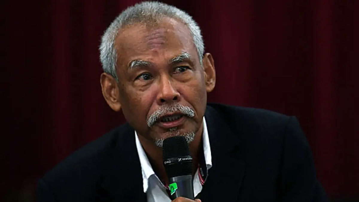 Former Police Chief's Bid to Challenge Defamation Lawsuit Rejected by Apex Court