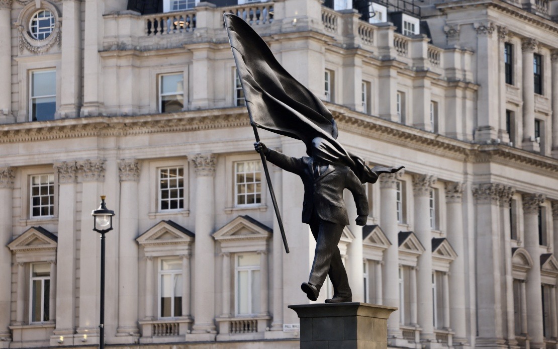 How Britain's Monarch Appoints a New Prime Minister: A Constitutional Process