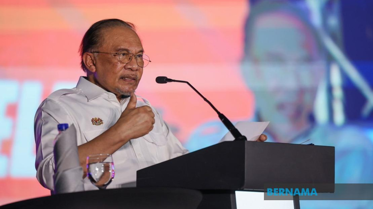 Anwar Calls on FELDA to Strengthen Governance and Learn From Past Failures