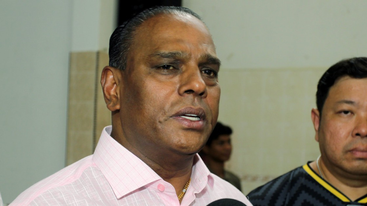 Supporters Rally as Saravanan Faces Corruption Charges