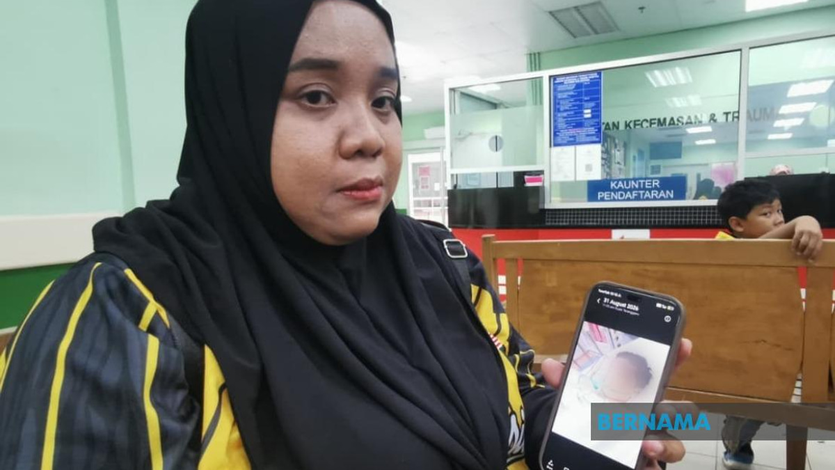 Three-Year-Old Boy Injured After Foot Run Over by Fire Rescue Vehicle at Kuala Terengganu National Day Parade