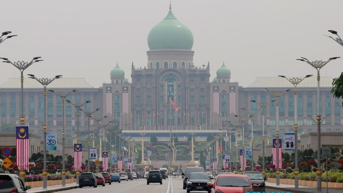 Thick Haze to Blanket Multiple Malaysian States Through August 31, Prompting National Day Contingency Plans