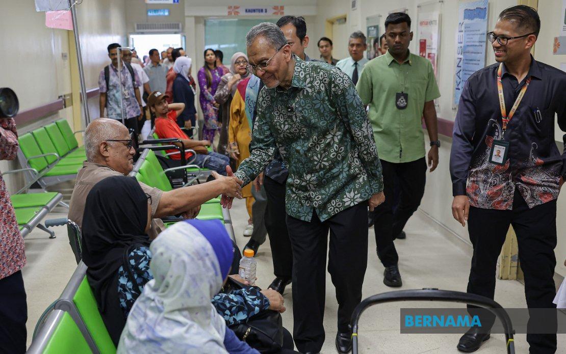 Malaysia's Health Ministry Sets October Deadline for Workplace Mental Health Policy Framework